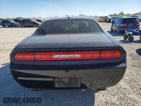 ✅ 2012 Dodge Challenger SXT • VIN: 2C3CDYAGXCH259594 • Lot: 77421654. Wystawiony na Copart z przebiegiem 126 271 mil. Bezpłatny archiwum sprzedaży aukcyjnych z USA i szczegółowy raport historii pojazdu na DreamBid. Zdjęcie 6.