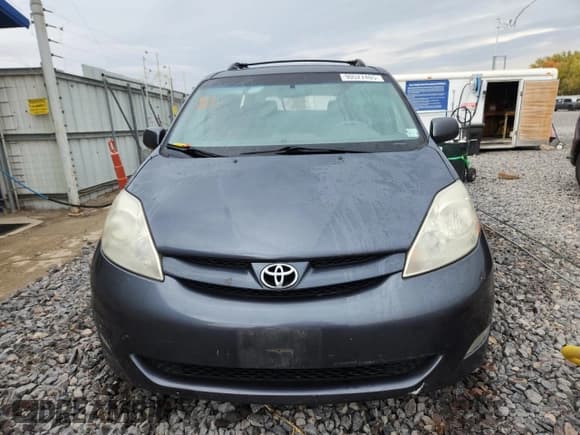 ✅ 2007 Toyota Sienna XLE • VIN: 5TDBK22C37S007232 • Lot: 90527485. Listed on Copart with 192,312 mi. Free auction sales archive from the USA and detailed vehicle history report at DreamBid. Image 5.