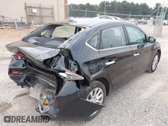 ✅ 2018 Nissan Sentra SV • VIN: 3N1AB7AP3JL614535 • Lot: 43216616. Wystawiony na IAAI z przebiegiem 154 463 mil. Bezpłatny archiwum sprzedaży aukcyjnych z USA i szczegółowy raport historii pojazdu na DreamBid. Zdjęcie 4.