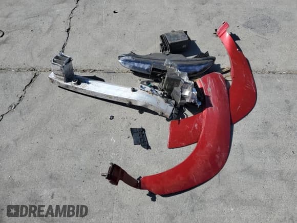 ✅ 2022 Hyundai Kona Limited • VIN: KM8K53AG4NU153841 • Лот: 66139594. Опубликован ранее на Copart с пробегом Не указан. Бесплатный доступ к архиву аукционных продаж из США и подробный отчёт об истории автомобиля на DreamBid. Изображение 14.