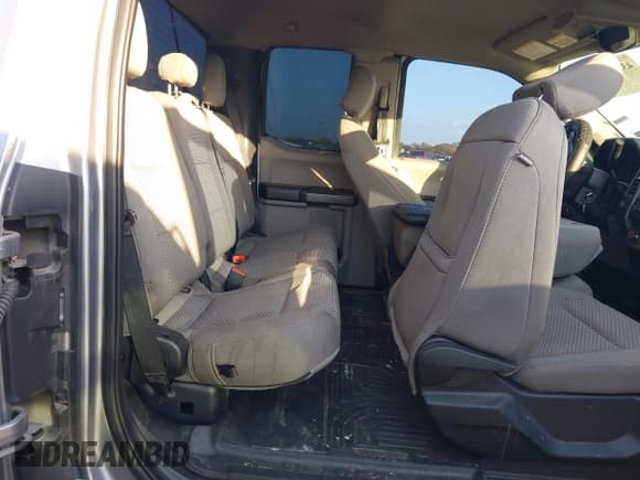 ✅ 2020 Ford F-250 XLT • VIN: 1FT7X2B69LED68367 • Lot: 43698351. Listed on IAAI with 288,492 mi. Free auction sales archive from the USA and detailed vehicle history report at DreamBid. Image 8.