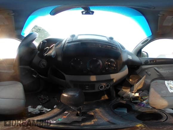 ✅ 2013 Toyota Tacoma • VIN: 5TFNX4CN2DX029934 • Lot: 42400971. Wystawiony na IAAI z przebiegiem 193 355 mil. Bezpłatny archiwum sprzedaży aukcyjnych z USA i szczegółowy raport historii pojazdu na DreamBid. Zdjęcie 18.