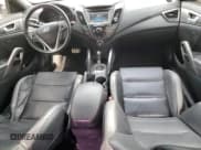 ✅ 2016 Hyundai Veloster Turbo • VIN: KMHTC6AE8GU290522 • Lot: 78087424. Wystawiony na Copart z przebiegiem 98 541 mil. Bezpłatny archiwum sprzedaży aukcyjnych z USA i szczegółowy raport historii pojazdu na DreamBid. Zdjęcie 8.