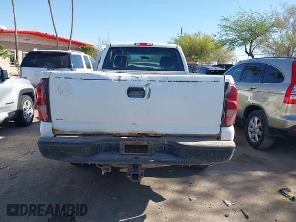 ✅ 2004 Chevrolet Silverado 2500HD Work Truck • VIN: 1GCHK24U14E103118 • Лот: 42139796. Опубликован ранее на IAAI с пробегом Не указан. Бесплатный доступ к архиву аукционных продаж из США и подробный отчёт об истории автомобиля на DreamBid. Изображение 16.