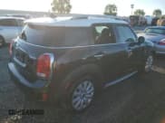 ✅ 2020 MINI Countryman Oxford Edition • VIN: WMZYW3C02L3M28038 • Lot: 73915944. Listed on Copart with Not provided. Free auction sales archive from the USA and detailed vehicle history report at DreamBid. Image 3.