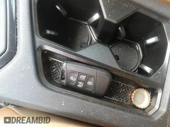 ✅ 2024 Volkswagen Tiguan SE R-Line Black • VIN: 3VVCB7AX3RM077940 • Lot: 42970403. Listed on IAAI with 9,018 mi. Free auction sales archive from the USA and detailed vehicle history report at DreamBid. Image 11.