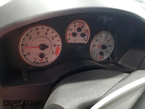 ✅ 2015 Nissan Titan SL • VIN: 1N6AA0ECXFN504360 • Lot: 54917955. Wystawiony na Copart z przebiegiem Nie podano. Bezpłatny archiwum sprzedaży aukcyjnych z USA i szczegółowy raport historii pojazdu na DreamBid. Zdjęcie 9.