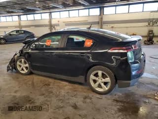 ✅ 2013 Chevrolet Volt • VIN: 1G1RA6E47DU137656 • Lot: 57665024. Wystawiony na Copart z przebiegiem Nie podano. Bezpłatny archiwum sprzedaży aukcyjnych z USA i szczegółowy raport historii pojazdu na DreamBid. Zdjęcie 2.