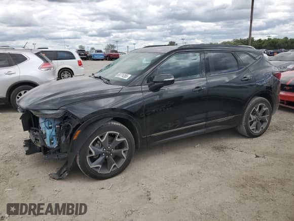 2020 Chevrolet Blazer RS z VIN 3GNKBERSXLS655971, wystawiony jako Copart lot #69774285 z przebiegiem 137 905 mil mil oraz Szkoda całkowita • Salvage title. Historia ofert i sprzedaży dostępna na DreamBid. Obrazek 1.