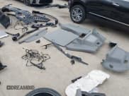 ✅ 2025 Cadillac XT5 AWD Premium Luxury • VIN: 1GYKNDR45SZ141128 • Lot: 43569496. Listed on IAAI with 1,376 mi. Free auction sales archive from the USA and detailed vehicle history report at DreamBid. Image 19.