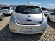 ✅ 2015 Nissan LEAF SV • VIN: 1N4AZ0CP5FC326425 • Lot: 70963675. Wystawiony na Copart z przebiegiem 40 390 mil. Bezpłatny archiwum sprzedaży aukcyjnych z USA i szczegółowy raport historii pojazdu na DreamBid. Zdjęcie 6.