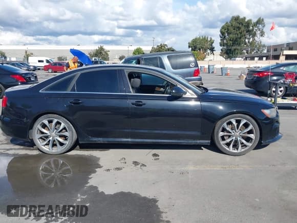 ✅ 2013 Audi A6 Prestige • VIN: WAUJGAFCXDN012685 • Лот: 43444132. Опубликован ранее на IAAI с пробегом 102 137 миль. Бесплатный доступ к архиву аукционных продаж из США и подробный отчёт об истории автомобиля на DreamBid. Изображение 13.