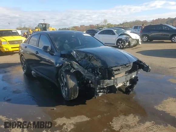 ✅ 2022 Hyundai Elantra Limited • VIN: KMHLP4AG6NU331172 • Lot: 89456275. Listed on Copart with 57,888 mi. Free auction sales archive from the USA and detailed vehicle history report at DreamBid. Image 14.