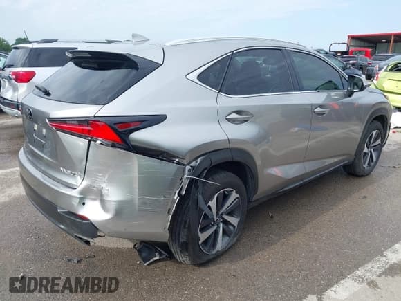 ✅ 2020 Lexus NX 300 • VIN: JTJGARDZXL5003064 • Lot: 42275029. Wystawiony na IAAI z przebiegiem 96 894 mil. Bezpłatny archiwum sprzedaży aukcyjnych z USA i szczegółowy raport historii pojazdu na DreamBid. Zdjęcie 4.