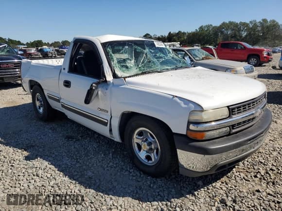 ✅ 2000 Chevrolet Silverado 1500 • VIN: 1GCEC14W1YZ365568 • Лот: 74955444. Опубликован ранее на Copart с пробегом Не указан. Бесплатный доступ к архиву аукционных продаж из США и подробный отчёт об истории автомобиля на DreamBid. Изображение 4.