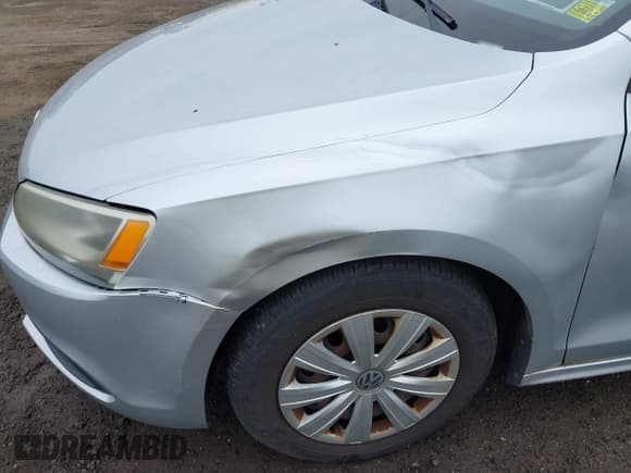 ✅ 2013 Volkswagen Jetta S • VIN: 3VW2K7AJ0DM206342 • Lot: 42244090. Listed on IAAI with 124,066 mi. Free auction sales archive from the USA and detailed vehicle history report at DreamBid. Image 13.