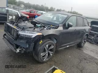 ✅ 2023 Volvo XC90 • VIN: YV4H60CW4P1933578 • Lot: 58591315. Wystawiony na Copart z przebiegiem 49 868 mil. Bezpłatny archiwum sprzedaży aukcyjnych z USA i szczegółowy raport historii pojazdu na DreamBid. Zdjęcie 1.