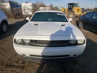 ✅ 2013 Dodge Challenger SXT • VIN: 2C3CDYAG3DH607849 • Lot: 82164084. Wystawiony na Copart z przebiegiem 124 412 mil. Bezpłatny archiwum sprzedaży aukcyjnych z USA i szczegółowy raport historii pojazdu na DreamBid. Zdjęcie 5.