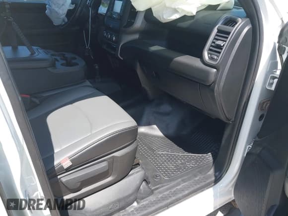 ✅ 2023 Ram 2500 Tradesman • VIN: 3C6UR5HL7PG547413 • Лот: 41998600. Опубликован ранее на IAAI с пробегом 19 803 миль. Бесплатный доступ к архиву аукционных продаж из США и подробный отчёт об истории автомобиля на DreamBid. Изображение 5.