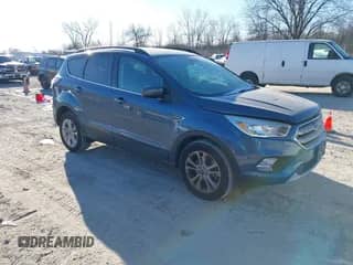 2018 Ford Escape SE с VIN 1FMCU9GD2JUA21484, выставлен на аукционе IAAI как лот 41285765 с пробегом 102 523 миль миль и . История ставок и продаж доступна на DreamBid. Изображение 1.