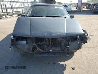 ✅ 1990 Volvo 740 • VIN: YV1FA8853L1296985 • Lot: 72422494. Wystawiony na Copart z przebiegiem 202 144 mil. Bezpłatny archiwum sprzedaży aukcyjnych z USA i szczegółowy raport historii pojazdu na DreamBid. Zdjęcie 5.