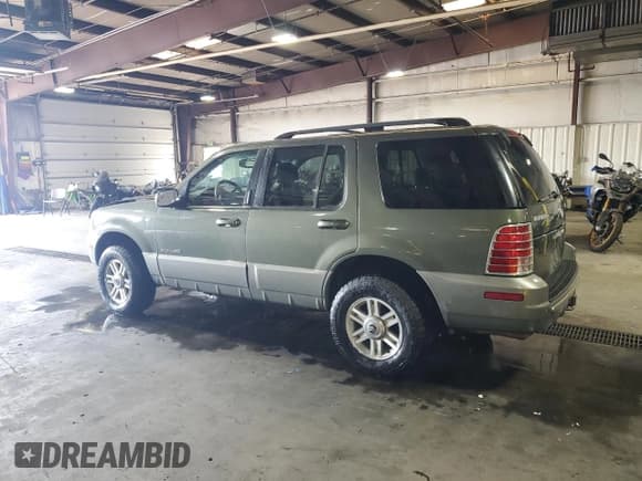 ✅ 2002 Mercury Mountaineer • VIN: 4M2DU86W92UJ20806 • Лот: 65215675. Опубликован ранее на Copart с пробегом 165 197 миль. Бесплатный доступ к архиву аукционных продаж из США и подробный отчёт об истории автомобиля на DreamBid. Изображение 2.