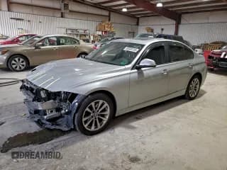 ✅ 2016 BMW 3 Series 320i xDrive • VIN: WBA8E5G55GNT94852 • Lot: 93889195. Listed on Copart with 72,104 mi. Free auction sales archive from the USA and detailed vehicle history report at DreamBid. Image 1.