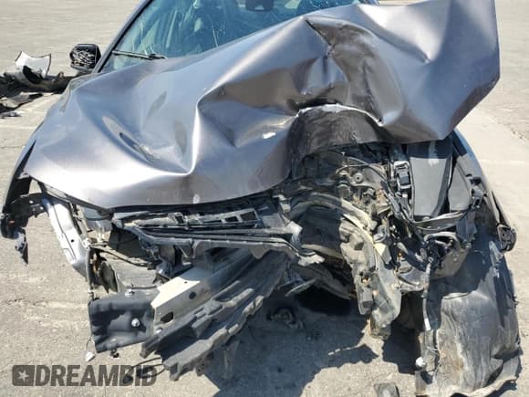 ✅ 2019 Toyota Camry LE • VIN: 4T1B11HK4KU197568 • Лот: 55860915. Опубликован ранее на Copart с пробегом 72 711 миль. Бесплатный доступ к архиву аукционных продаж из США и подробный отчёт об истории автомобиля на DreamBid. Изображение 11.