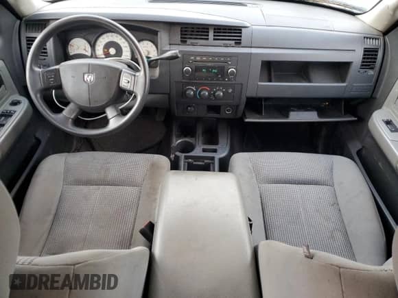 ✅ 2008 Dodge Dakota SXT • VIN: 1D7HW38K08S545596 • Lot: 82404074. Listed on Copart with 195,815 mi miles. Access the free auction sales archive from the USA and view a detailed vehicle history report at DreamBid. Image 8.