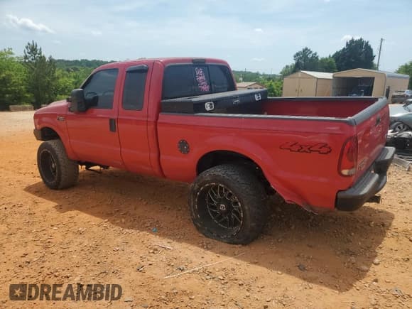 ✅ 1999 Ford F-250 XL • VIN: 1FTNX21L6XEB55705 • Lot: 55469505. Listed on Copart with 234,416 mi. Free auction sales archive from the USA and detailed vehicle history report at DreamBid. Image 2.
