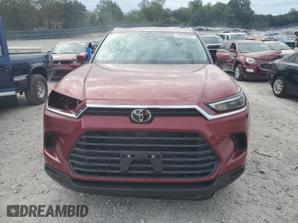 ✅ 2025 Toyota Highlander XLE • VIN: 5TDAAAB50SS084823 • Lot: 84635355. Wystawiony na Copart z przebiegiem 3 459 mil. Bezpłatny archiwum sprzedaży aukcyjnych z USA i szczegółowy raport historii pojazdu na DreamBid. Zdjęcie 5.