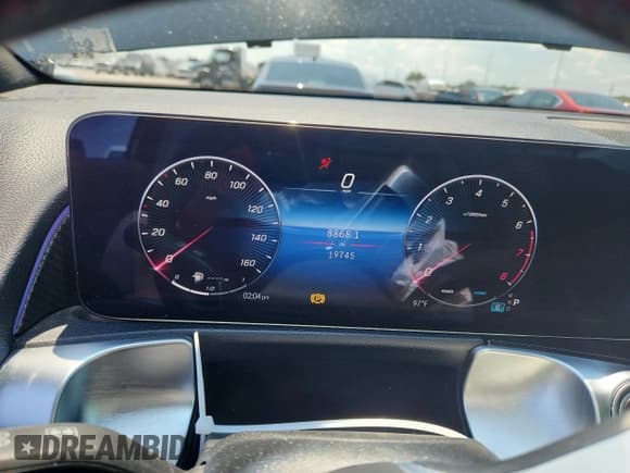 ✅ 2024 Mercedes-Benz GLB 250 • VIN: W1N4M4GB5RW349291 • Lot: 70496585. Listed on Copart with 19,745 mi. Free auction sales archive from the USA and detailed vehicle history report at DreamBid. Image 9.