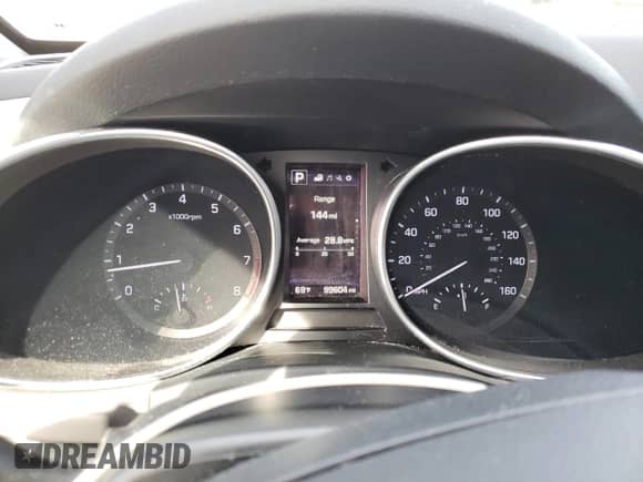 ✅ 2017 Hyundai Santa Fe 2.4L • VIN: 5NMZU3LB5HH002638 • Lot: 42825133. Wystawiony na Copart z przebiegiem 99 604 mil. Bezpłatny archiwum sprzedaży aukcyjnych z USA i szczegółowy raport historii pojazdu na DreamBid. Zdjęcie 9.