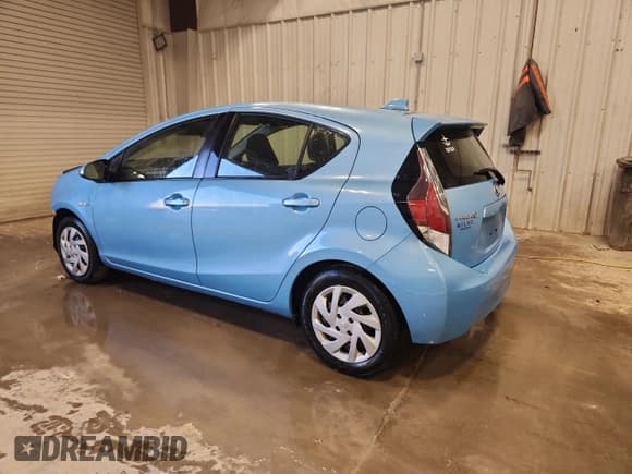 ✅ 2015 Toyota Prius Four • VIN: JTDKDTB37F1091387 • Lot: 92278815. Listed on Copart with 107,271 mi. Free auction sales archive from the USA and detailed vehicle history report at DreamBid. Image 2.