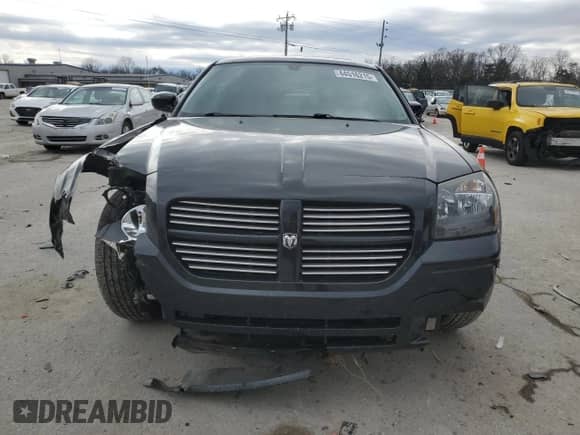 2005 Dodge Magnum RT с VIN 2D4GV58255H618763, выставлен на аукционе Copart как лот 44516215 с пробегом 210 746 миль миль и Списание • Salvage title. История ставок и продаж доступна на DreamBid. Изображение 5.