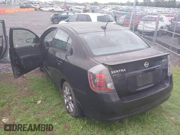 ✅ 2012 Nissan Sentra SE-R • VIN: 3N1BB6AP2CL642182 • Лот: 42191738. Опубликован ранее на IAAI с пробегом 92 858 миль. Бесплатный доступ к архиву аукционных продаж из США и подробный отчёт об истории автомобиля на DreamBid. Изображение 6.