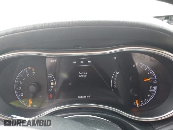 ✅ 2014 Jeep Grand Cherokee Overland • VIN: 1C4RJFCG6EC211600 • Lot: 43289489. Listed on IAAI with 133,935 mi. Free auction sales archive from the USA and detailed vehicle history report at DreamBid. Image 7.