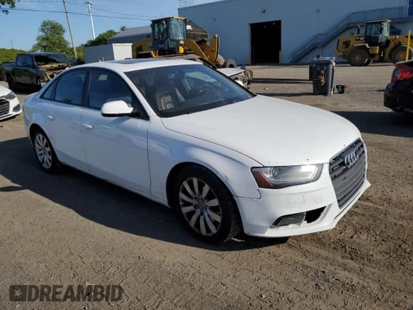 ✅ 2014 Audi A4 Komfort • VIN: WAUBFCFL0EN005040 • Лот: 69862995. Опубликован ранее на Copart с пробегом 191 582 миль. Бесплатный доступ к архиву аукционных продаж из США и подробный отчёт об истории автомобиля на DreamBid. Изображение 4.