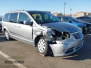 ✅ 2014 Chrysler Town & Country Touring • VIN: 2C4RC1BG3ER208336 • Lot: 43641938. Wystawiony na IAAI z przebiegiem 104 303 mil. Bezpłatny archiwum sprzedaży aukcyjnych z USA i szczegółowy raport historii pojazdu na DreamBid. Zdjęcie 6.