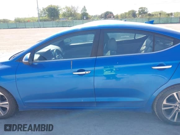 ✅ 2017 Hyundai Elantra Value Edition • VIN: 5NPD84LF5HH042051 • Lot: 43109961. Listed on IAAI with 184,574 mi. Free auction sales archive from the USA and detailed vehicle history report at DreamBid. Image 15.
