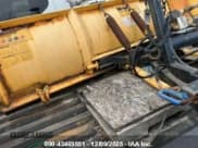 ✅ 2005 Chevrolet Silverado 2500HD Work Truck • VIN: 1GCHK24U75E302563 • Лот: 43469551. Опубликован ранее на IAAI с пробегом 224 776 миль. Бесплатный доступ к архиву аукционных продаж из США и подробный отчёт об истории автомобиля на DreamBid. Изображение 12.