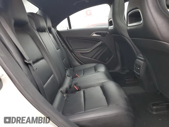 ✅ 2014 Mercedes-Benz CLA 250 • VIN: WDDSJ4GB1EN159257 • Lot: 92094075. Listed on Copart with 120,534 mi. Free auction sales archive from the USA and detailed vehicle history report at DreamBid. Image 10.