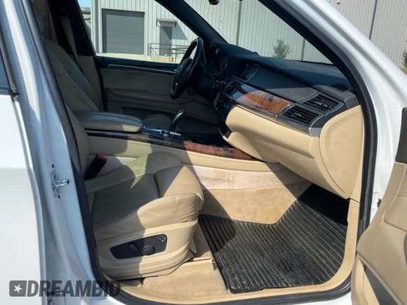✅ 2007 BMW X5 4.8i • VIN: 5UXFE83567LZ43602 • Lot: 85303395. Listed on Copart with 96,907 mi. Free auction sales archive from the USA and detailed vehicle history report at DreamBid. Image 5.