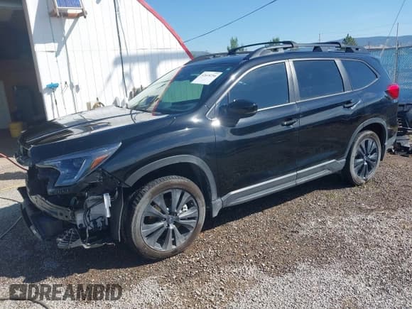 ✅ 2024 Subaru Ascent Onyx Limited • VIN: 4S4WMAKD7R3407356 • Лот: 42618256. Опубликован ранее на IAAI с пробегом 17 101 миль. Бесплатный доступ к архиву аукционных продаж из США и подробный отчёт об истории автомобиля на DreamBid. Изображение 2.