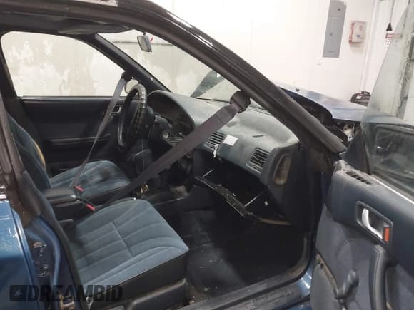 ✅ 1991 Subaru Legacy • VIN: 4S4BJ63C2M7905332 • Lot: 41483981. Wystawiony na IAAI z przebiegiem 134 515 mil. Bezpłatny archiwum sprzedaży aukcyjnych z USA i szczegółowy raport historii pojazdu na DreamBid. Zdjęcie 5.