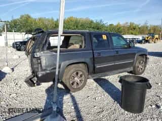 ✅ 2005 Chevrolet Suburban LT • VIN: 3GNEC16Z75G186381 • Лот: 74492794. Опубликован ранее на Copart с пробегом 205 932 миль. Бесплатный доступ к архиву аукционных продаж из США и подробный отчёт об истории автомобиля на DreamBid. Изображение 3.