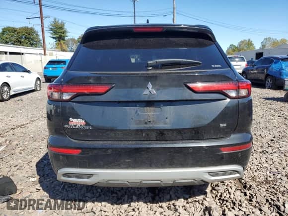 2024 Mitsubishi Outlander SE с VIN JA4J4VA87RZ058328, выставлен на аукционе Copart как лот 82343145 с пробегом 14 992 миль миль и Списание • Salvage title. История ставок и продаж доступна на DreamBid. Изображение 6.