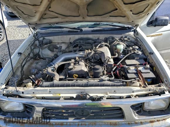 ✅ 1996 Toyota Tacoma • VIN: 4TAPM62N6TZ214078 • Lot: 95154785. Wystawiony na Copart z przebiegiem 127 679 mil. Bezpłatny archiwum sprzedaży aukcyjnych z USA i szczegółowy raport historii pojazdu na DreamBid. Zdjęcie 11.