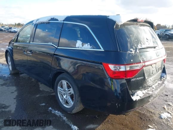 ✅ 2012 Honda Odyssey Touring • VIN: 5FNRL5H93CB006301 • Лот: 43133183. Опубликован ранее на IAAI с пробегом 173 576 миль. Бесплатный доступ к архиву аукционных продаж из США и подробный отчёт об истории автомобиля на DreamBid. Изображение 3.