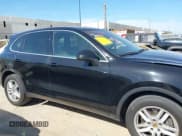 ✅ 2016 Porsche Cayenne • VIN: WP1AA2A22GKA10698 • Lot: 42749288. Wystawiony na IAAI z przebiegiem 71 398 mil. Bezpłatny archiwum sprzedaży aukcyjnych z USA i szczegółowy raport historii pojazdu na DreamBid. Zdjęcie 13.
